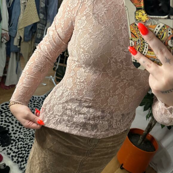 Urban Outfitters High Neck Lace Long Sleeve Top Pink Size Medium - Picture 4 of 5